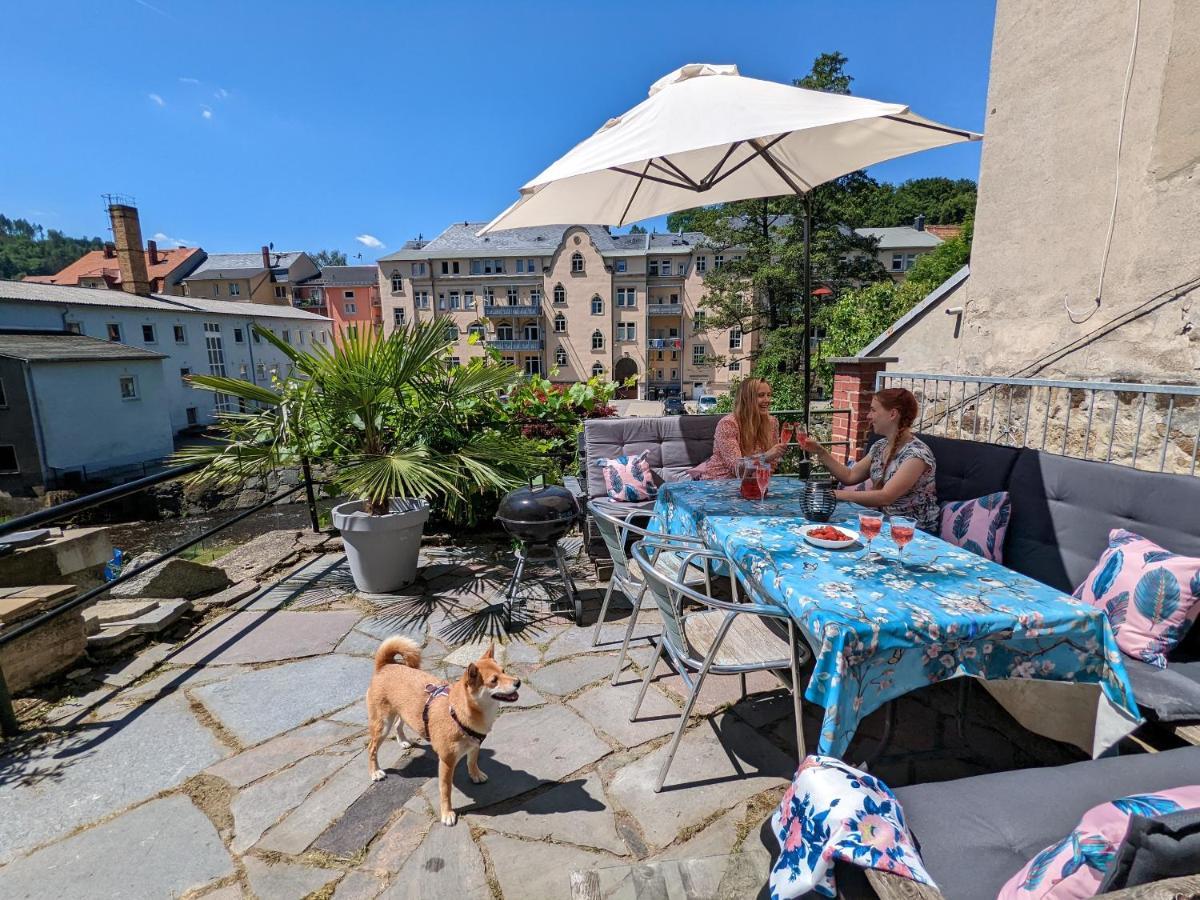 Апартаменти Urlaubstraum Mit Pool, Terrasse & Fluss Im Garten - Ut Зебніц Екстер'єр фото