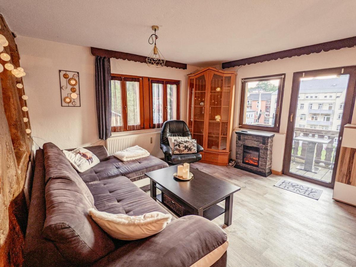 Апартаменти Urlaubstraum Mit Pool, Terrasse & Fluss Im Garten - Ut Зебніц Екстер'єр фото