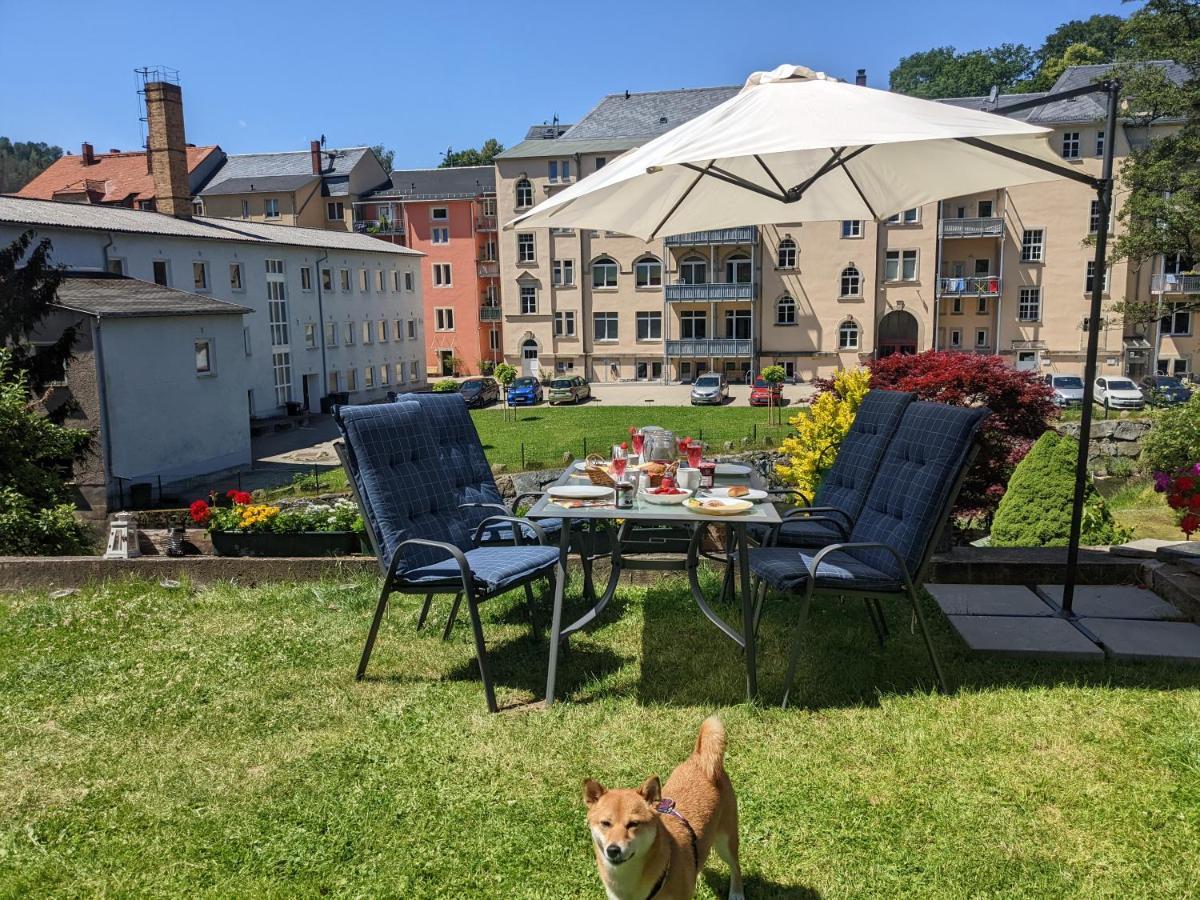 Апартаменти Urlaubstraum Mit Pool, Terrasse & Fluss Im Garten - Ut Зебніц Екстер'єр фото